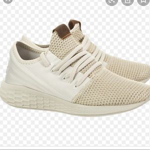 New Balance Fresh Foam Cruz Decon size 9.5